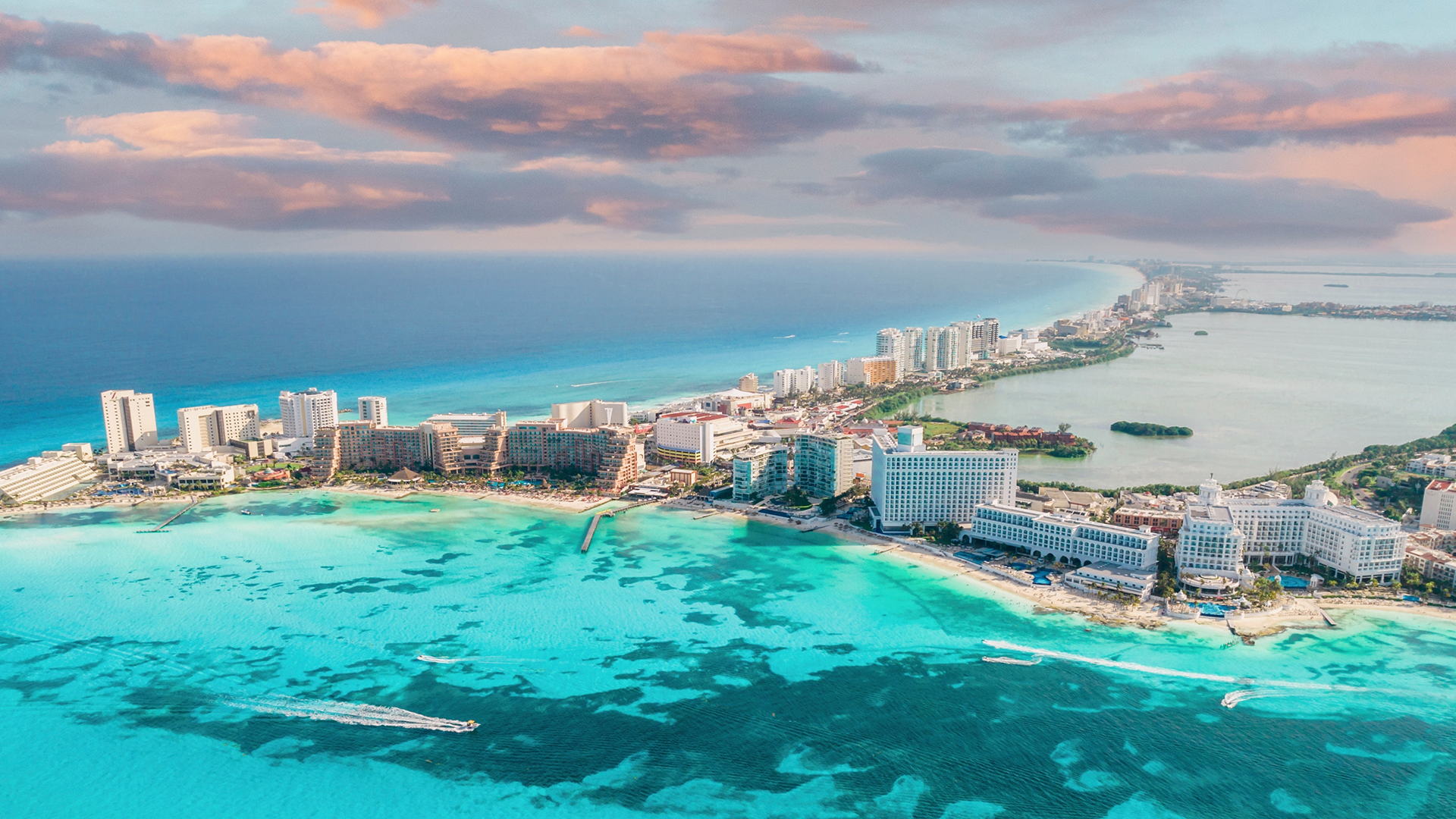 Panorama Inmobiliario Edición Playas MX 2025: El Verdadero Reto en las Zonas de Playa de México